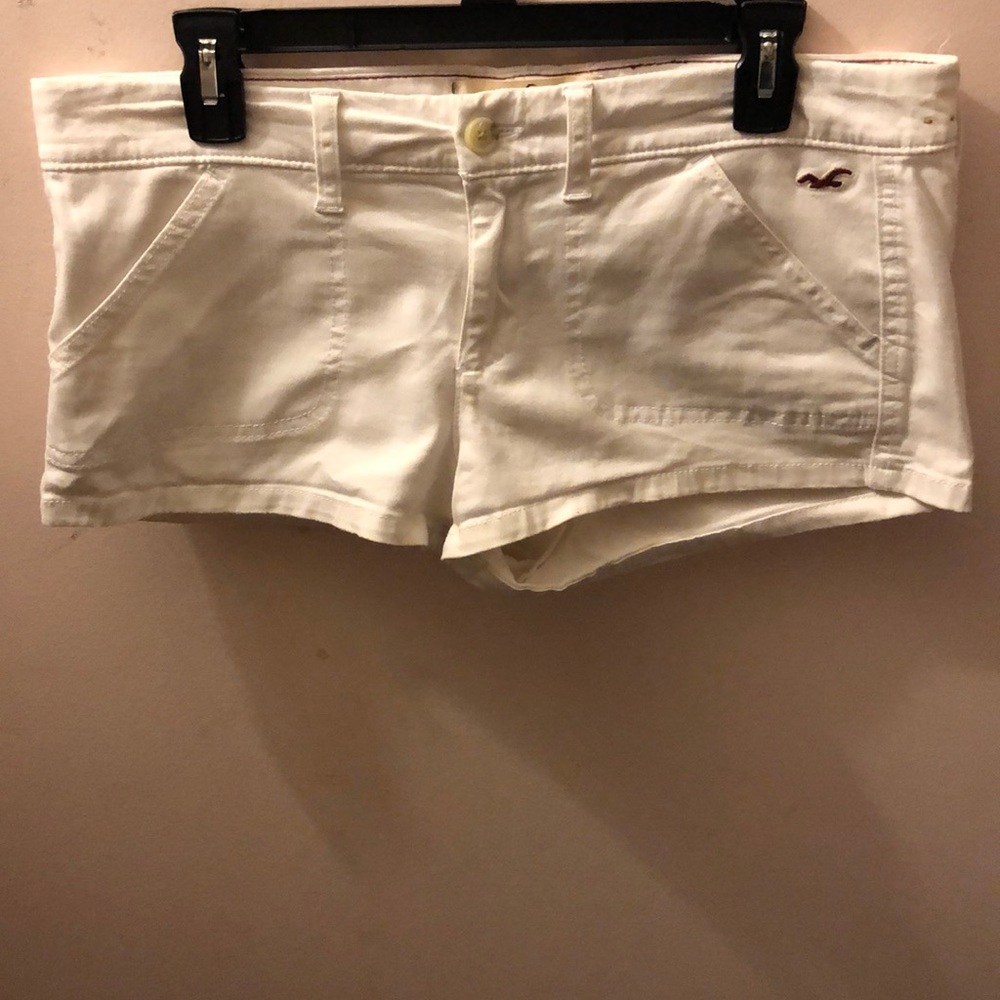 Hollister social stretch white shorts